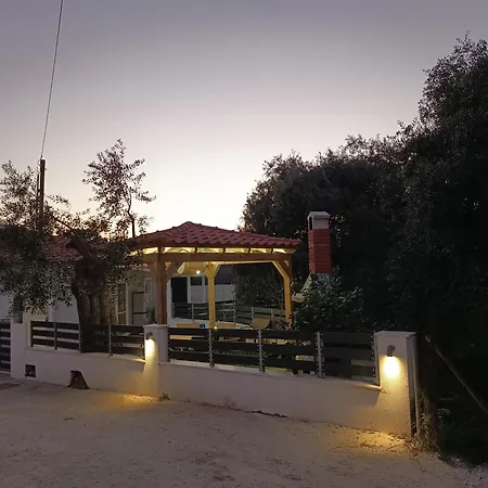 Amela House * Скала-Каллирахис